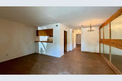 1405 Shadowdale Drive #12, Houston, TX 77043 - Photo 6