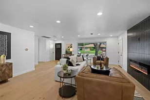 1818 Watercrest Dr, Houston, TX 77008 - Photo 6