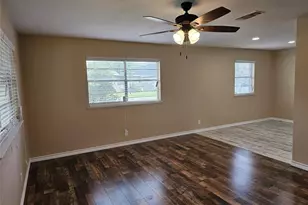120 Ronald Ave, Bay City, TX 77414 - Photo 6