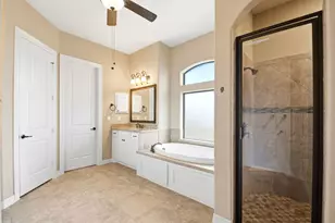 18840 Serene Water Dr, Montgomery, TX 77356 - Photo 22