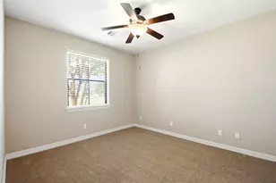 18840 Serene Water Dr, Montgomery, TX 77356 - Photo 26