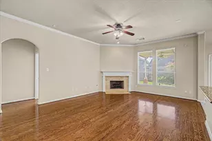 9706 Parsonsfield Ln, Katy, TX 77494 - Photo 6