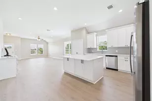 15826 Sugar Maple Ln, Santa Fe, TX 77517 - Photo 20