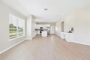 15826 Sugar Maple Ln, Santa Fe, TX 77517 - Photo 10