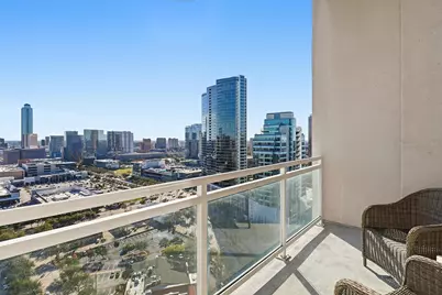 1409 Post Oak Boulevard #2004, Houston, TX 77056 - Photo 16