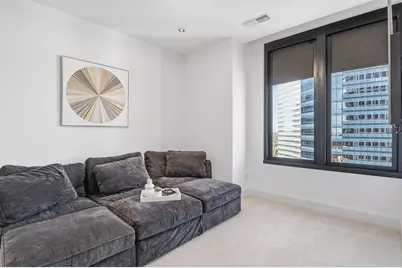 1409 Post Oak Boulevard #2004, Houston, TX 77056 - Photo 40
