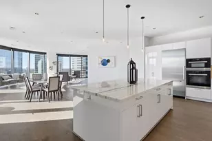 1409 Post Oak Blvd, Houston, TX 77056 - Photo 10