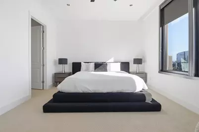 1409 Post Oak Boulevard #2004, Houston, TX 77056 - Photo 28