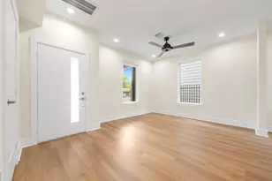 1275 Dewalt St, Houston, TX 77088 - Photo 4