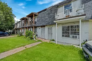 12054 Beechnut St, Houston, TX 77072 - Photo 18