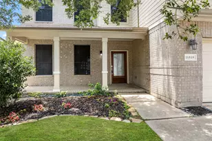11515 Timberly Park Ln, Cypress, TX 77433 - Photo 2