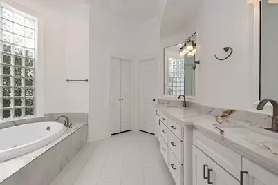 14 Lyric Arbor Circle, The Woodlands, TX 77381 - Photo 18