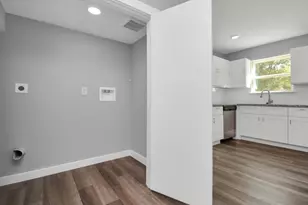 5709 Breland St, Houston, TX 77016 - Photo 14