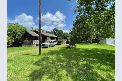 408 Bay Oaks Drive, La Porte, TX 77571 - Photo 4