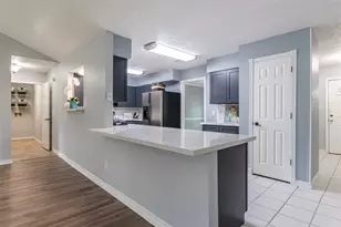 320 Creek Bend Dr, League City, TX 77573 - Photo 12
