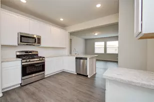 8411 Baywatch Cir, Baytown, TX 77523 - Photo 18