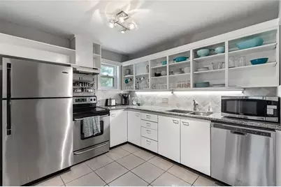 3022 Baldwin Street, Houston, TX 77006 - Photo 10