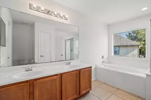 35 Wickerdale Pl, The Woodlands, TX 77382 - Photo 12
