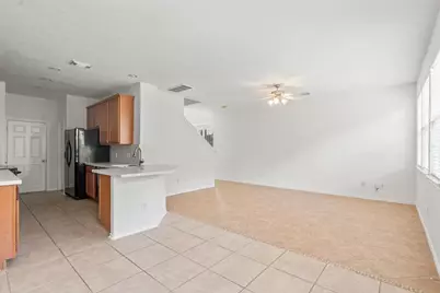 35 Wickerdale Place, The Woodlands, TX 77382 - Photo 6