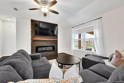 30250 Kingston Heath Drive, Cleveland, TX 77327 - Photo 6