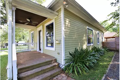 1810 Oxford Street, Houston, TX 77008 - Photo 2