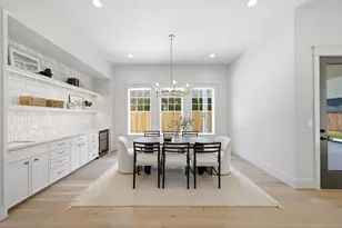 906 Bayland Ave, Houston, TX 77009 - Photo 8