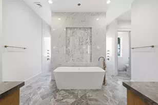 906 Bayland Ave, Houston, TX 77009 - Photo 22