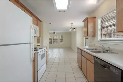 101 Yegua Circle, Huntsville, TX 77340 - Photo 10
