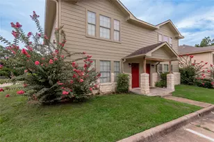 101 Yegua Cir, Huntsville, TX 77340 - Photo 2