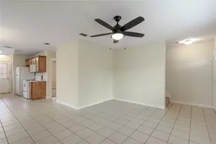 101 Yegua Cir, Huntsville, TX 77340 - Photo 6