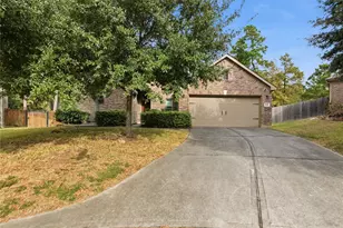 1810 Nantz Ln, Conroe, TX 77304 - Photo 2