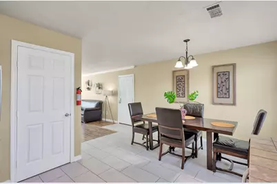 125 Pine Street, Prairie View, TX 77445 - Photo 18