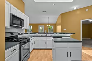 3014 Lonesome Ridge Ct, Sugar Land, TX 77498 - Photo 8