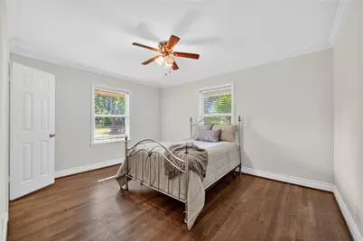 5111 Creekbend Drive, Houston, TX 77035 - Photo 14
