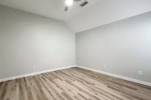 27 Auburn Path Dr, The Woodlands, TX 77382 - Photo 34