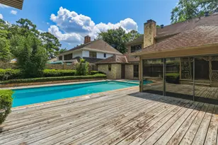 9310 Windrush Dr, Spring, TX 77379 - Photo 12
