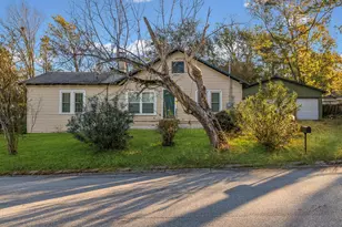 712 N Pine Ave, Livingston, TX 77351 - Photo 2