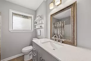 2805 Woodlawn St, Dickinson, TX 77539 - Photo 32