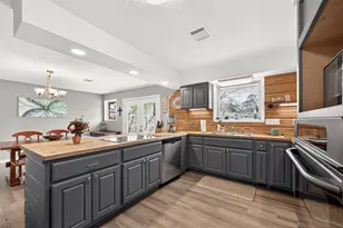 2805 Woodlawn St, Dickinson, TX 77539 - Photo 16