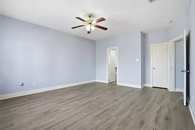 11930 Longwood Garden Way, Houston, TX 77047 - Photo 8