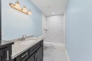 1805 Chamberlain St, Houston, TX 77093 - Photo 10