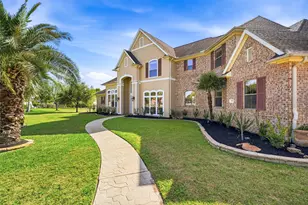 8802 Saxonwood Ct, Richmond, TX 77469 - Photo 4