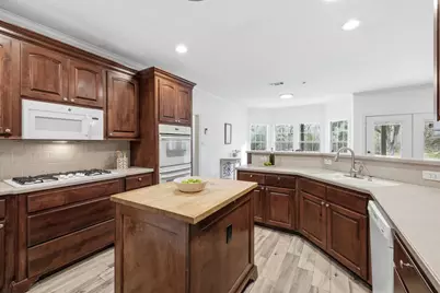 20407 Deer Run Road, Damon, TX 77430 - Photo 4