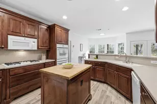 20407 Deer Run Rd, Damon, TX 77430 - Photo 4