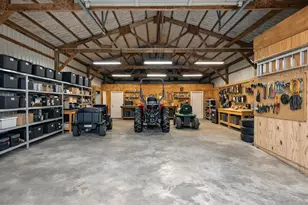 20407 Deer Run Rd, Damon, TX 77430 - Photo 24