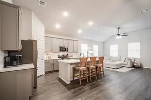 403 Hidden Brk Dr, Baytown, TX 77523 - Photo 14