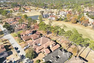 2818 Twin Fountains Dr, Houston, TX 77068 - Photo 10