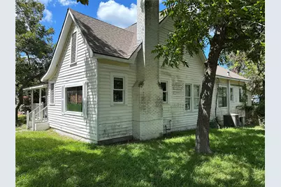 1207 E Washington Avenue, Navasota, TX 77868 - Photo 4
