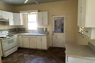 1207 E Washington Ave, Navasota, TX 77868 - Photo 12
