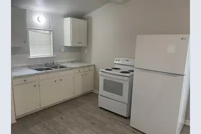 4617 3rd Street, Bacliff, TX 77518 - Photo 14